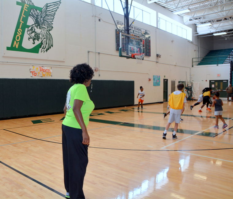 girls youth basketball camp